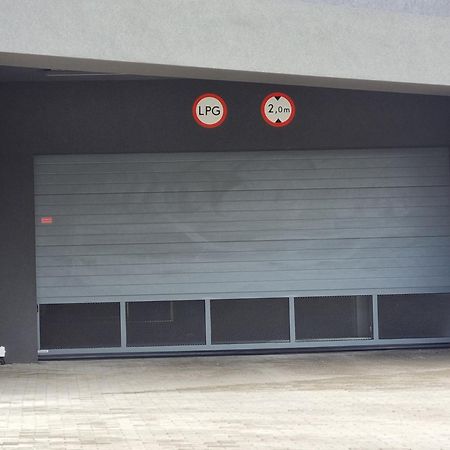 Q Apart Meta - Manufaktura, Klimatyzacja I Parking Gratis, Fv, Gwarancja Zadowolenia Lodz  Exterior photo